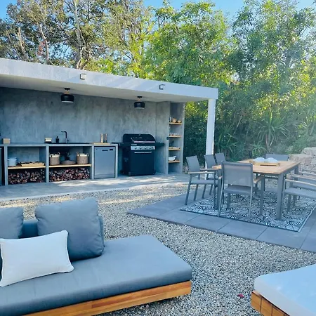 Villa Jahani Villa *